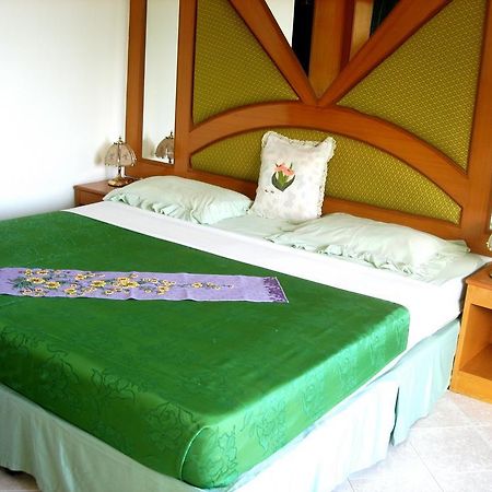 Waree'S Guesthouse Phuket Εξωτερικό φωτογραφία