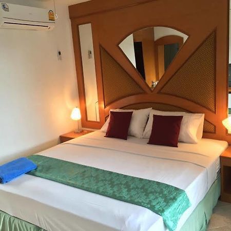 Waree'S Guesthouse Phuket Εξωτερικό φωτογραφία